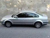Usado VW Passat Trendline 130 CV (95 kW) 2003 Gris / plata Berlina