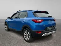Usado Kia Stonic 101 CV (74 kW) 2025 Negro SUV