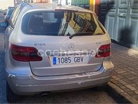 Usado Mercedes B180 109 CV (80 kW) 2008 Gris / plata Monovolumen