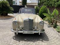 Occasion Mercedes 220 105 PK (77 kW) 1963 Beige Cabriolet