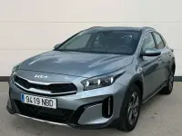 Usado Kia XCeed 100 CV (73 kW) 2025 Gris SUV