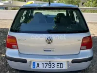 Usado VW Golf III Conceptline 100 CV (73 kW) 1999 Gris / plata Berlina