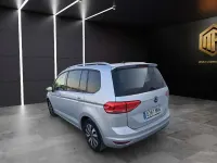 Usado VW Touran Advance 122 CV (89 kW) 2023 Plateado Monovolumen
