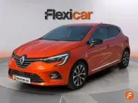 Usado Renault Clio Techno 140 CV (102 kW) 2023 Naranja Utilitario
