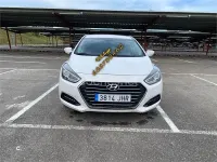 Usado Hyundai i40 Style 136 CV (100 kW) 2015 Blanco Berlina