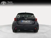 Usado Toyota Yaris Active 116 CV (85 kW) 2025 Gris Utilitario