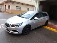 Usado Opel Astra Dynamic 110 CV (80 kW) 2019 Gris / plata Familiar
