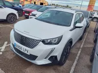 Occasion Peugeot e-2008 Allure 100 kW (136 ch) 2021 Blanc SUV