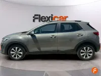 Usado Kia Stonic 120 CV (88 kW) 2020 Gris SUV