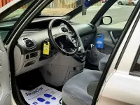 Usado Citroën Xsara Picasso 90 CV (66 kW) 2005 Gris / plata Monovolumen