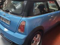 Usado Mini ONE 90 CV (66 kW) 2004 Azul Utilitario