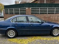 Usado BMW 318 143 CV (105 kW) 2004 Azul Berlina