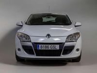 Usado Renault Mégane III Expression 111 CV (81 kW) 2009 Blanco Coupe