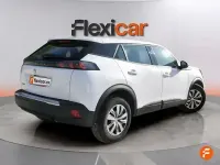 Usado Peugeot 2008 Active 100 CV (73 kW) 2020 Blanco SUV