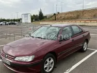 Usado Peugeot 406 110 CV (80 kW) 1998 Granate Berlina