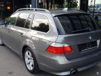 Usado BMW 520 177 CV (130 kW) 2009 Gris / plata Familiar