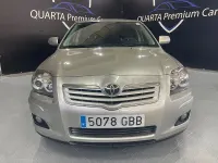 Usado Toyota Avensis Executive 126 CV (92 kW) 2008 Gris / plata Berlina