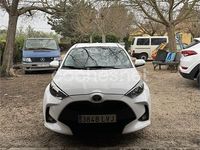 Usado Toyota Yaris Hybrid Plus 116 CV (85 kW) 2021 Blanco Berlina