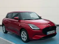 Usado Suzuki Swift 81 CV (59 kW) 2025 Rojo Utilitario