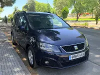 Usado Seat Alhambra Ecomotive 140 CV (102 kW) 2015 Azul Monovolumen