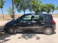 Usado Renault Scénic III Dynamique 105 CV (77 kW) 2009 Negro Monovolumen