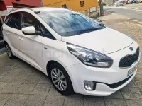 Usado Kia Carens 115 CV (84 kW) 2015 Blanco Monovolumen