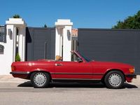 Usado Mercedes 560 241 CV (177 kW) 1988 Rojo Descapotable