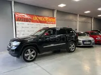 Usado Jeep Grand Cherokee Overland 241 CV (177 kW) 2012 Negro SUV