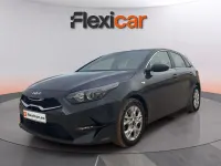 Usado Kia Ceed 136 CV (100 kW) 2023 Gris Utilitario