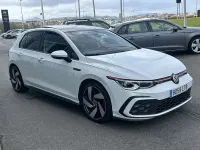 Usado VW Golf VIII GTI 245 CV (180 kW) 2021 Blanco Utilitario