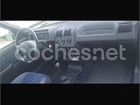 Usado Peugeot 205 60 CV (44 kW) 1997 Azul Utilitario