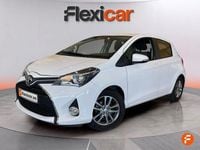 Usado Toyota Yaris Active 99 CV (72 kW) 2015 Blanco Utilitario