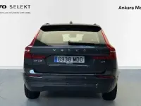 Usado Volvo XC60 Momentum 199 CV (146 kW) 2022 Gris SUV