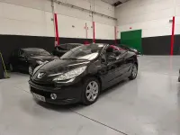Usado Peugeot 207 CC Sport 110 CV (80 kW) 2008 Negro Descapotable