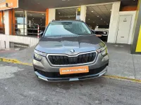 Usado Skoda Kamiq Selection 150 CV (110 kW) 2023 Gris SUV