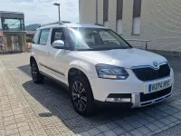 Usado Skoda Yeti Ambition 105 CV (77 kW) 2014 Blanco SUV
