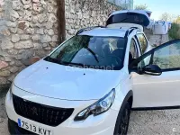 Usado Peugeot 2008 Signature Sky 130 CV (95 kW) 2019 Blanco SUV