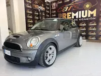 Usado Mini Cooper S 175 CV (128 kW) 2009 Gris / plata Utilitario