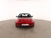 Usado Mazda MX5 132 CV (97 kW) 2023 Rojo Descapotable