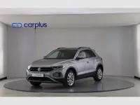 Usado VW T-Roc Life 150 CV (110 kW) 2024 Plateado SUV