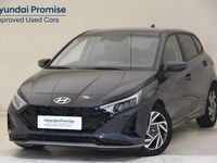 Usado Hyundai i20 100 CV (73 kW) 2025 Gris/plata Utilitario