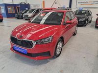 Usado Skoda Fabia Ambition 95 HP (69 kW) 2021 Vermelho Sedan