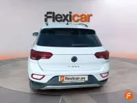 Usado VW T-Roc Life 150 CV (110 kW) 2023 Blanco SUV