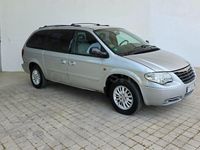 Usado Chrysler Grand Voyager Limited 150 CV (110 kW) 2006 Gris / plata Monovolumen
