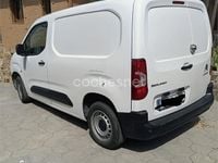 Käytetty Citroën Berlingo Feel 102 HP (75 kW) 2021 Valkoinen Tila-auto