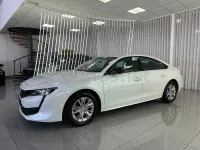 Usado Peugeot 508 Active 130 CV (95 kW) 2023 Blanco Berlina