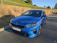 Usado Kia Ceed 100 CV (73 kW) 2020 Azul Utilitario