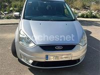 Usado Ford Galaxy Ghia 140 CV (102 kW) 2007 Gris / plata Monovolumen