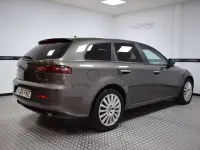Usado Alfa Romeo 159 185 CV (136 kW) 2007 Gris Familiar