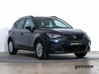 Usado Seat Arona Style 95 CV (69 kW) 2025 Gris / plata SUV